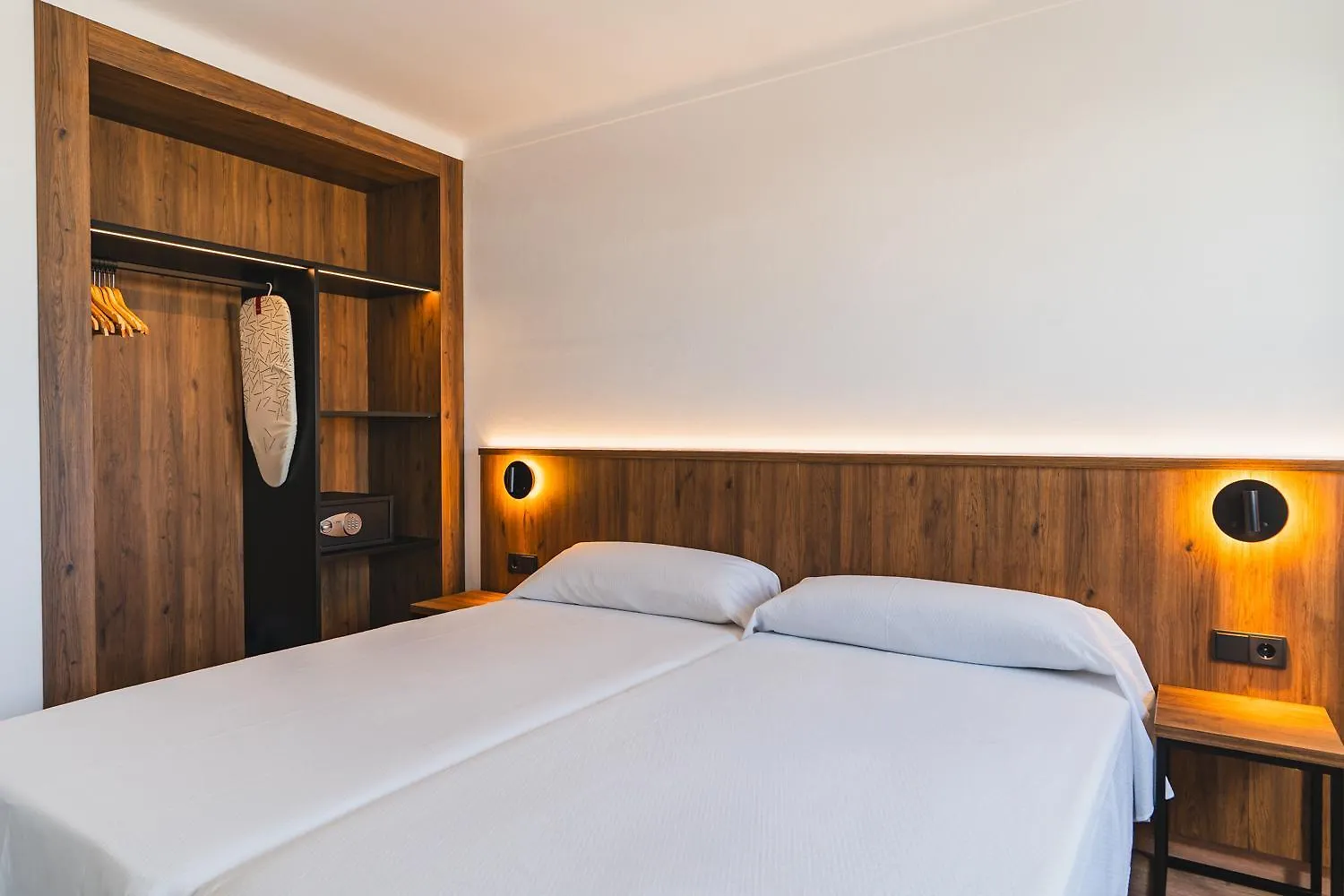 Апарт отель Vago Ibiza - New Opening 2025 Сан-Антонио-Абад